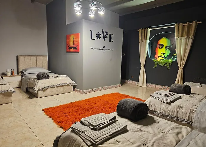 Alojamento de Acomodação e Pequeno-almoço Bob Marley & Tirana