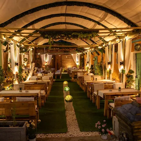 Bob Marley & Bed & Breakfast Tirana